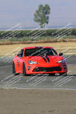 media/Sep-17-2023-Speed Ventures (Sun) [[7e780ba612]]/Green/Session 1 (Grapevine)/